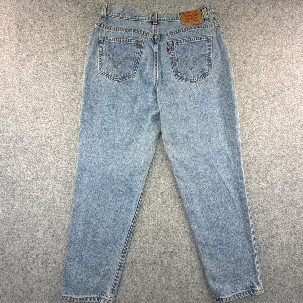 Vintage Levis 550 Relaxed Tapered Leg Jeans Light Wash Denim 16 S 2003 Y2K